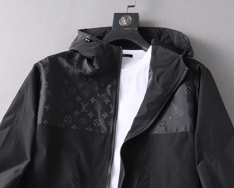 Louis Vuitton Outwear TechFriendly 136541