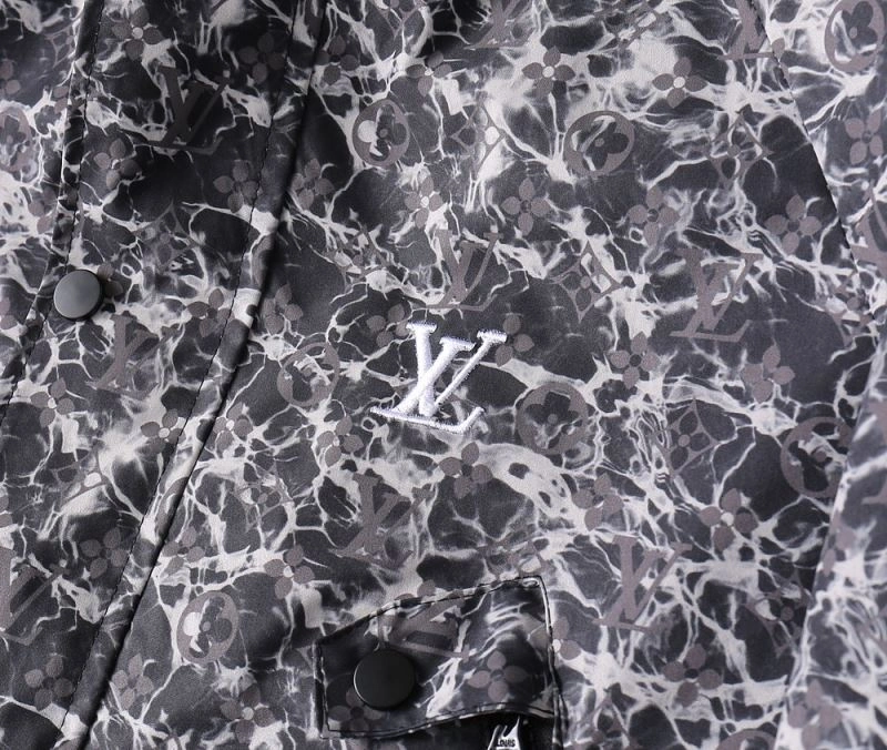 Louis Vuitton Outwear Soft 136539