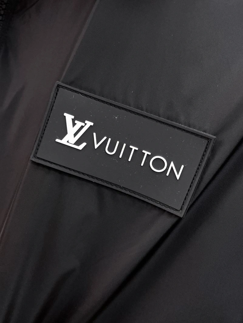 Louis Vuitton Outwear Soft 136532