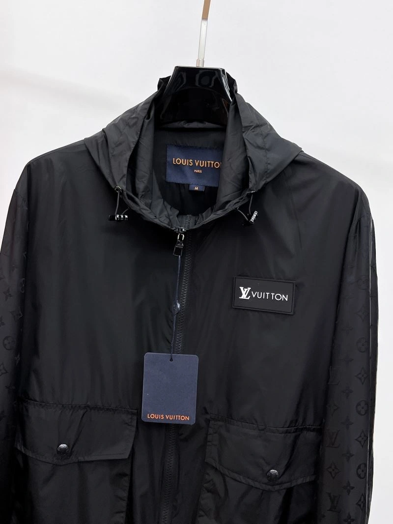 Louis Vuitton Outwear Soft 136532