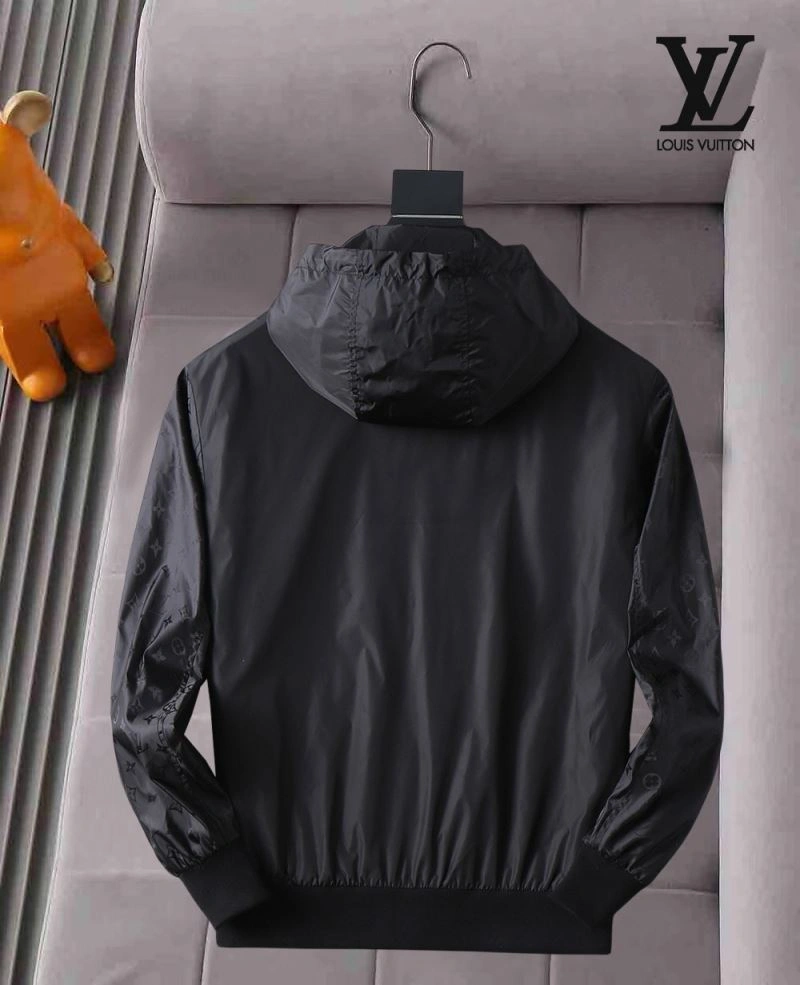Louis Vuitton Outwear TimelessDesign 136521