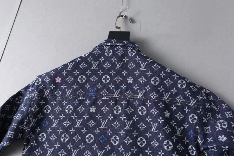 Louis Vuitton Outwear Durable 136517
