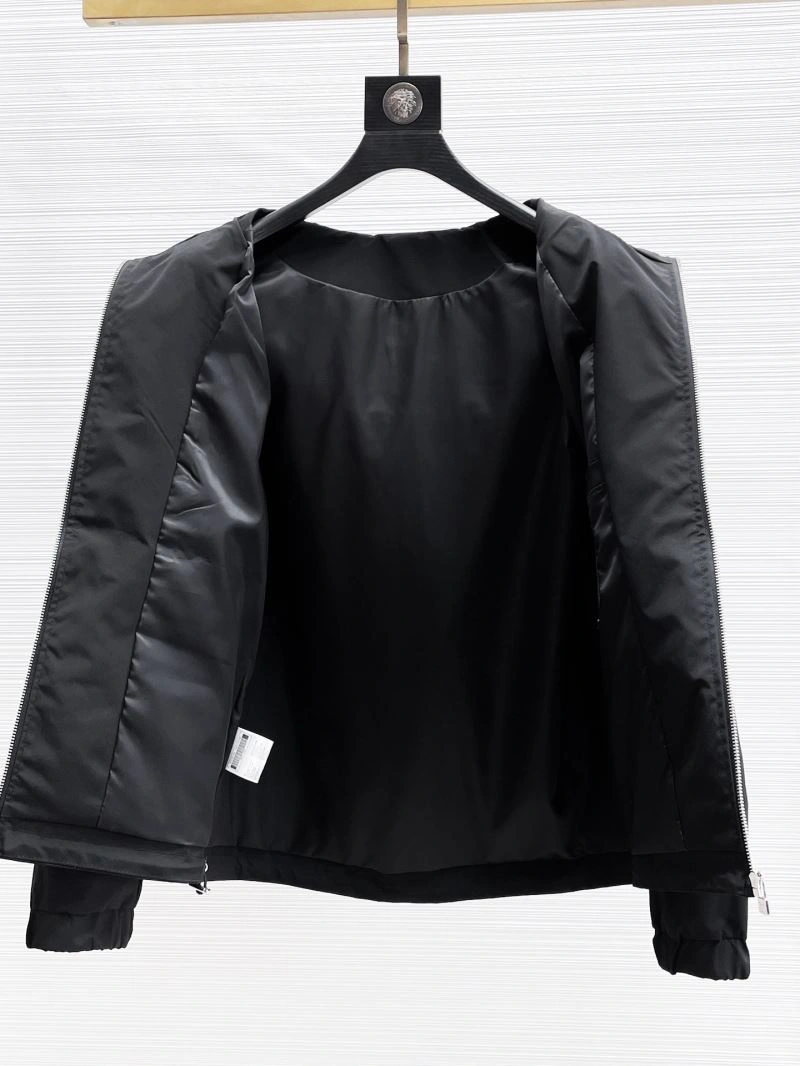 OnTrend Louis Vuitton Outwear 136515