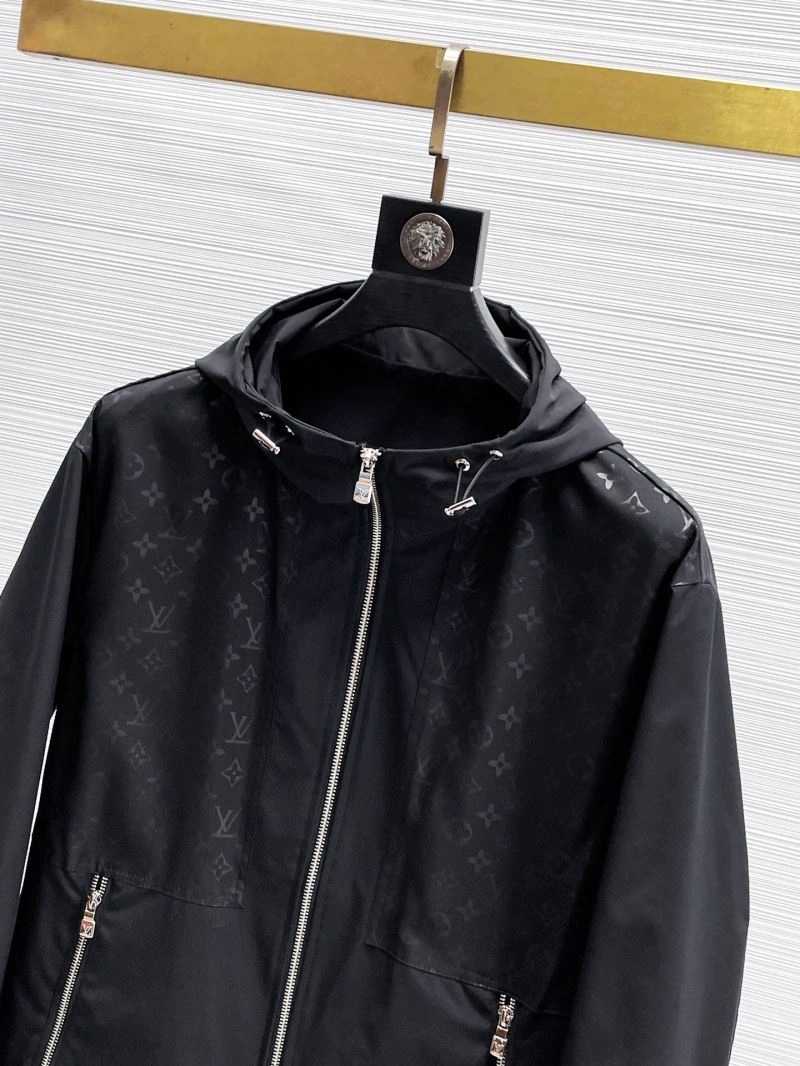 OnTrend Louis Vuitton Outwear 136515