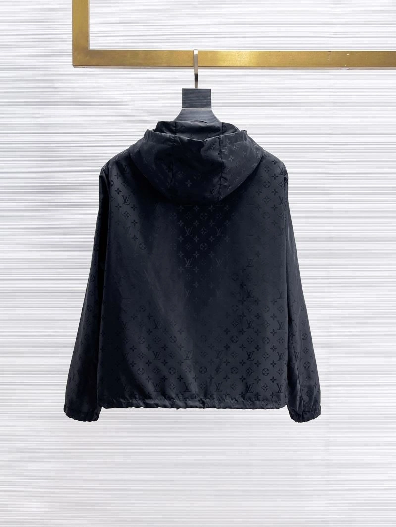 Colorful Louis Vuitton Outwear 136514