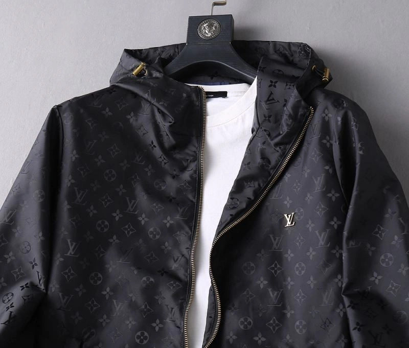 Louis Vuitton Outwear Thermal 136528