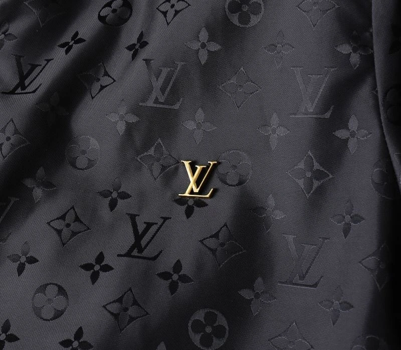 Louis Vuitton Outwear Thermal 136528