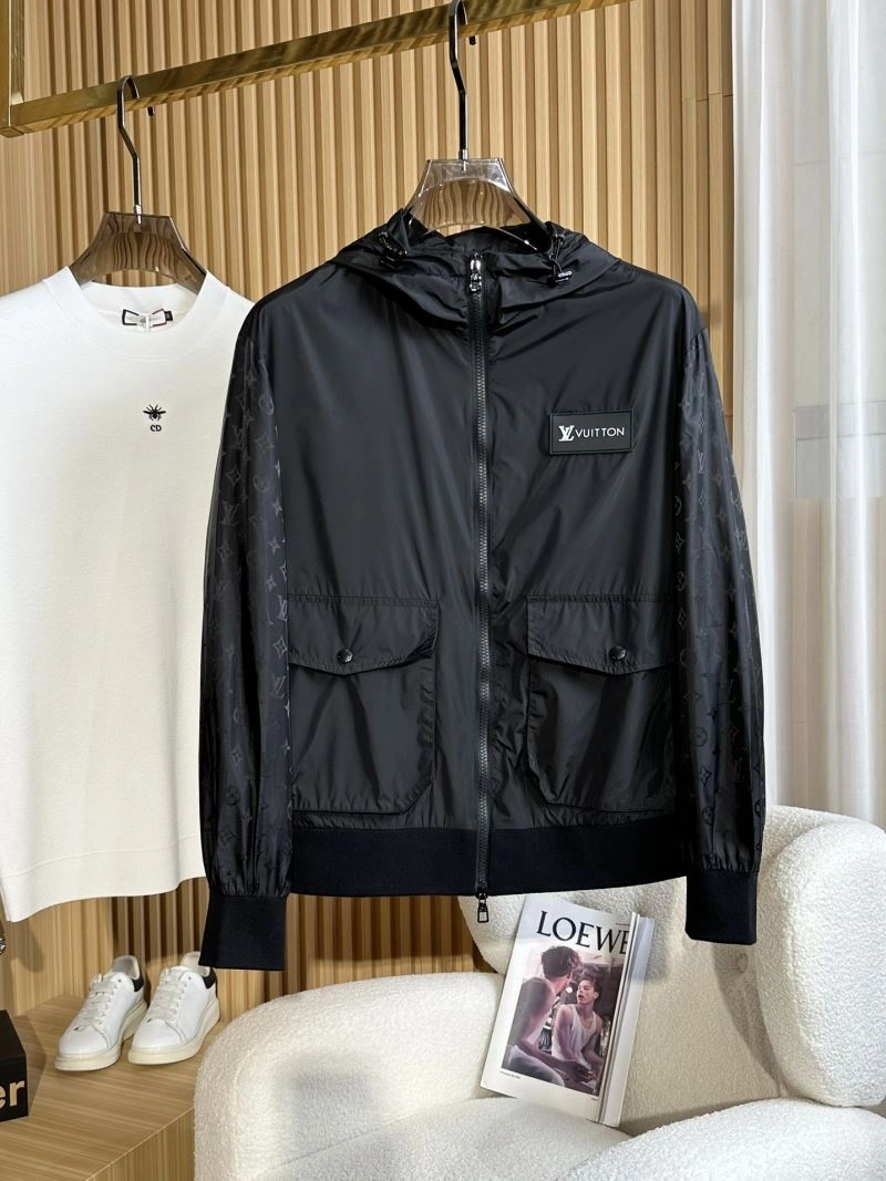 NewStyle Louis Vuitton Outwear 136526