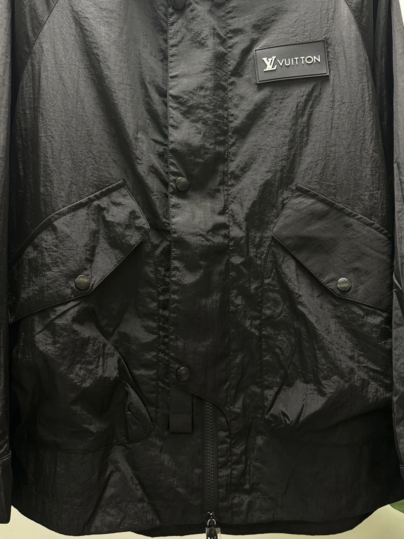 TimelessDesign Louis Vuitton Outwear 136516