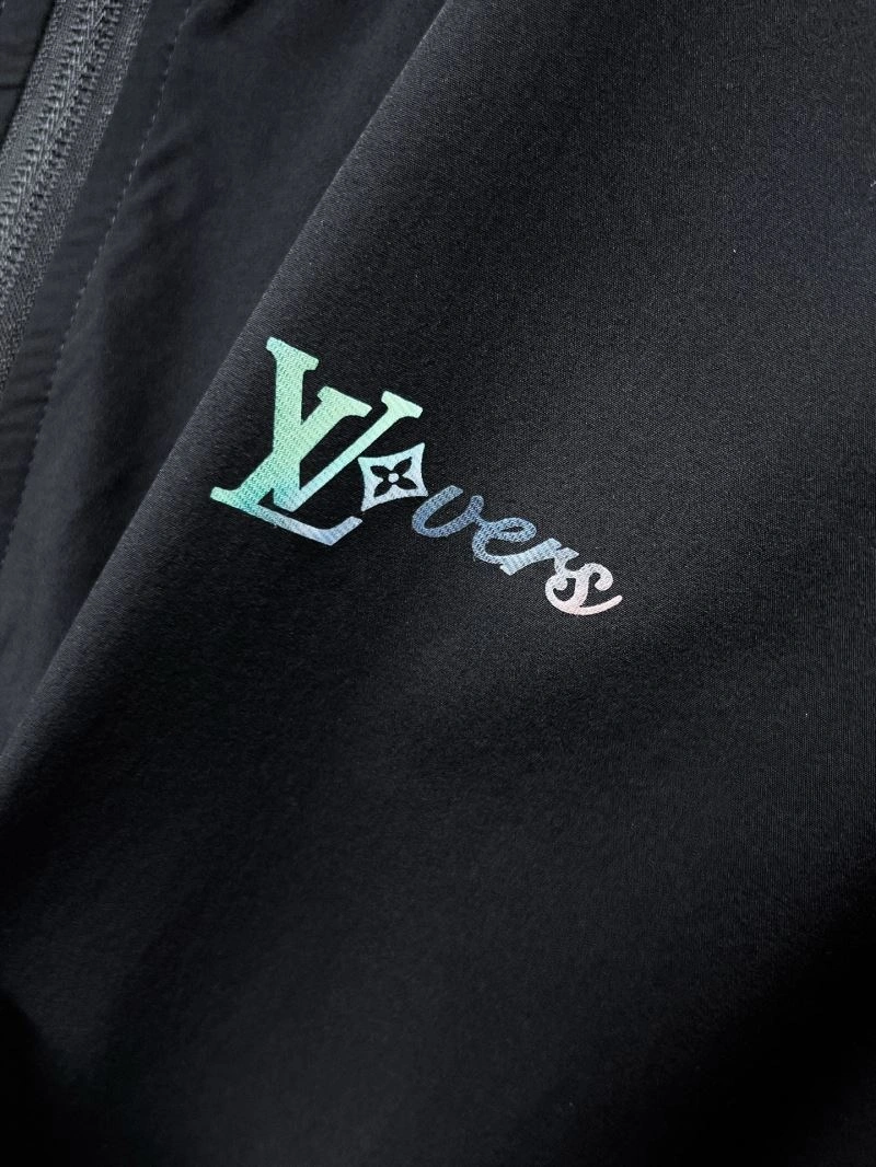ModernLook Louis Vuitton Outwear 136527