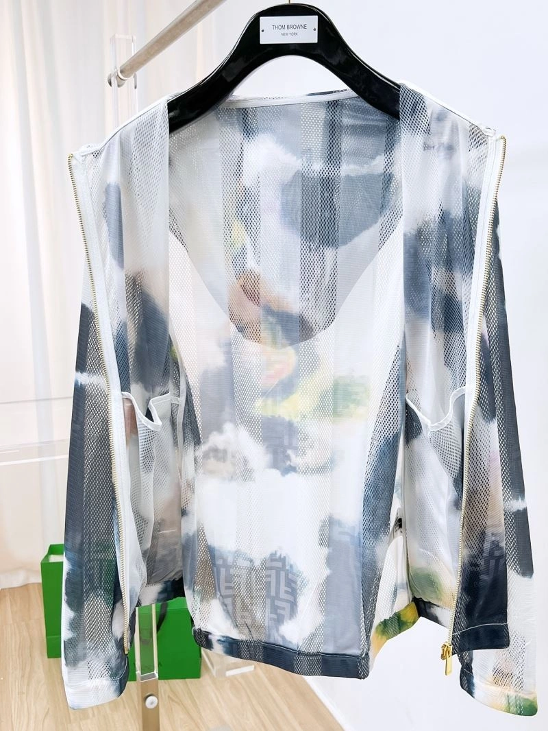 Practical Louis Vuitton Outwear 136529