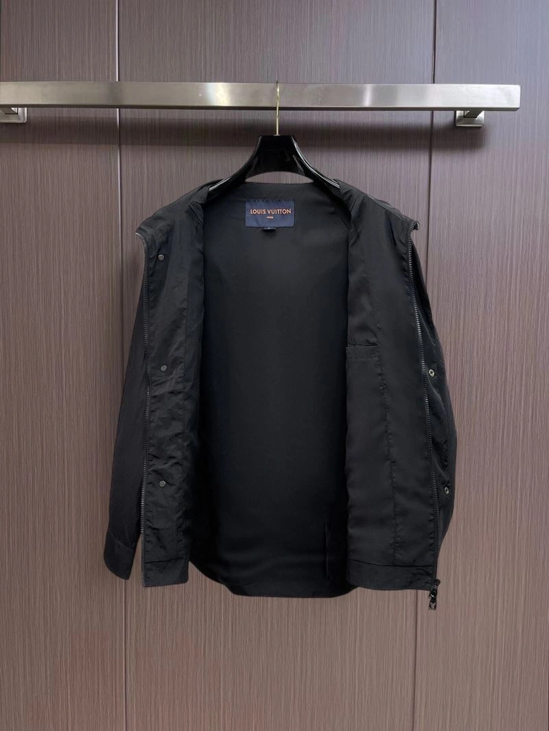 EasyMatch Louis Vuitton Outwear 136504