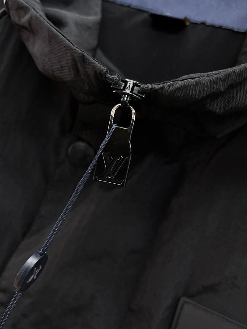 EasyMatch Louis Vuitton Outwear 136504