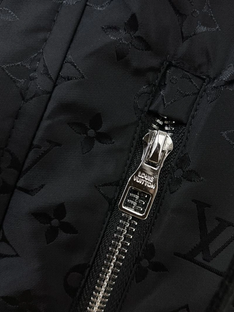 Practical Louis Vuitton Outwear 136507