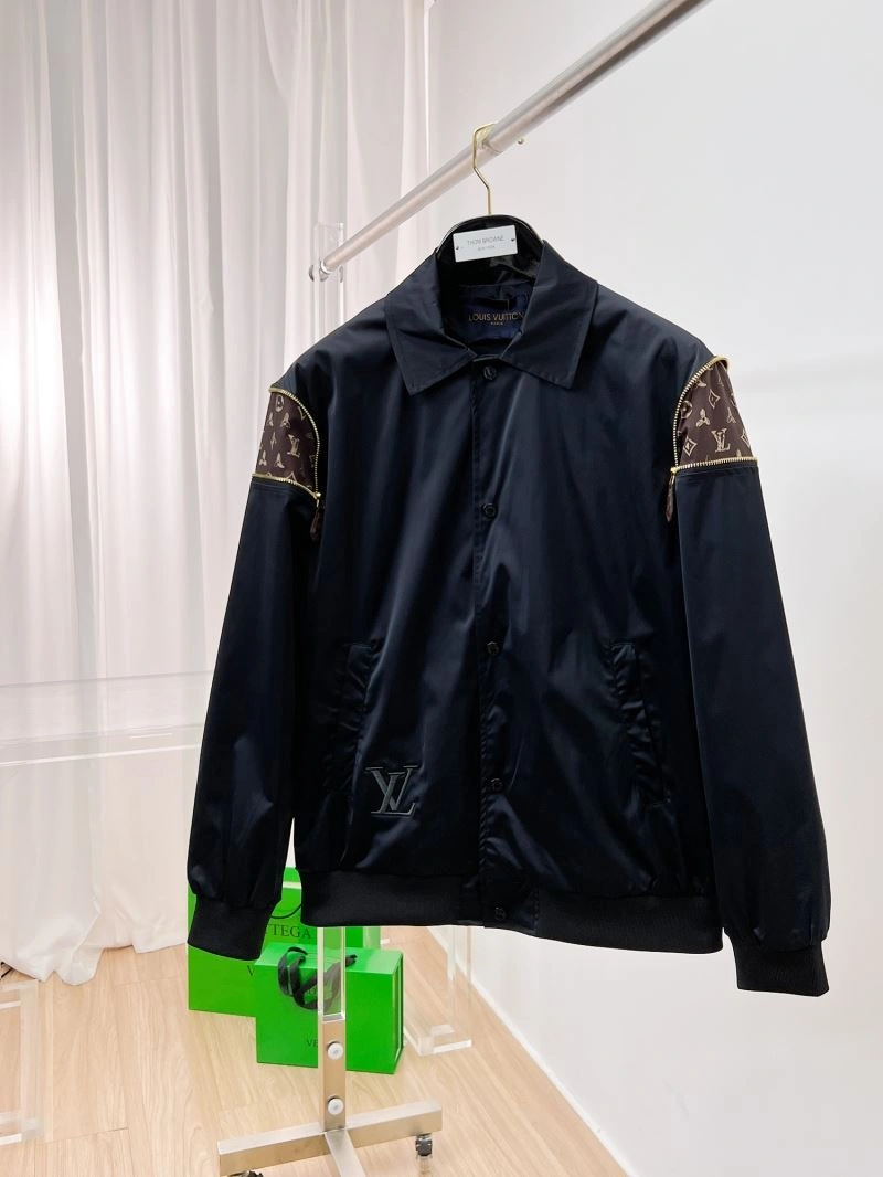 Durable Louis Vuitton Outwear 136508