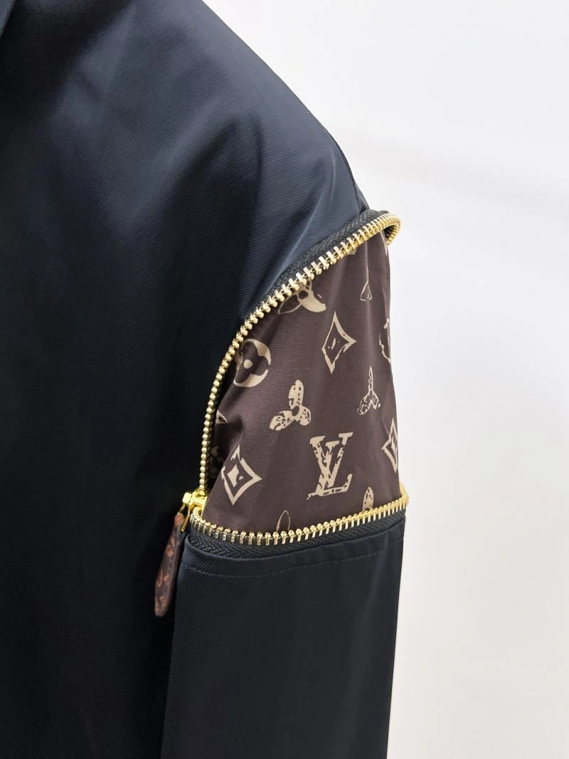 Durable Louis Vuitton Outwear 136508