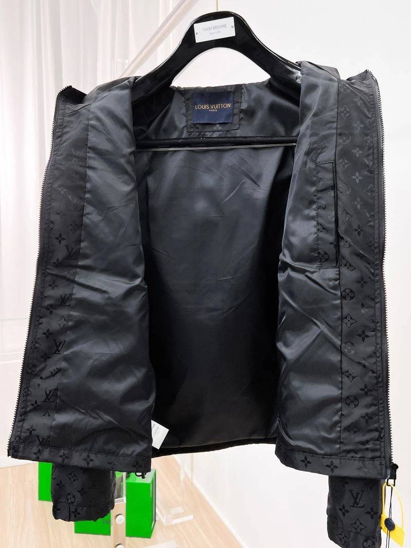 MoistureWicking Louis Vuitton Outwear 136500