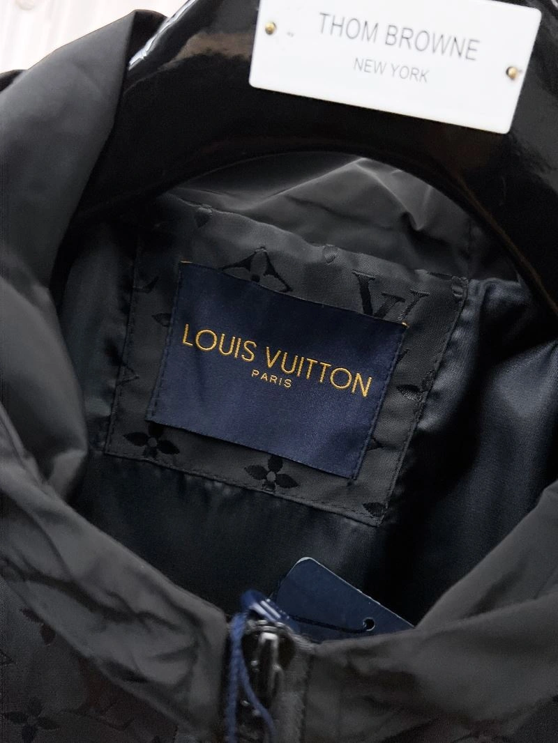 MoistureWicking Louis Vuitton Outwear 136500