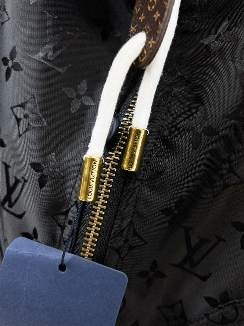 TravelReady Louis Vuitton Outwear 136501