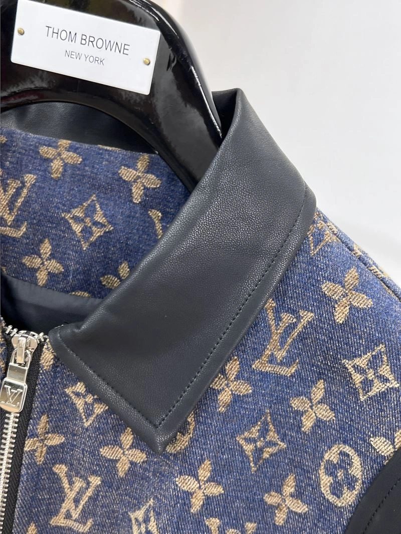 Louis Vuitton Outwear Stretchable 136498