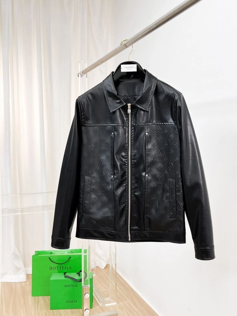 Louis Vuitton Outwear ModernLook 136496