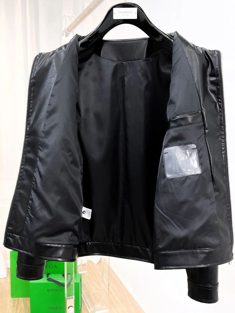 Louis Vuitton Outwear ModernLook 136496