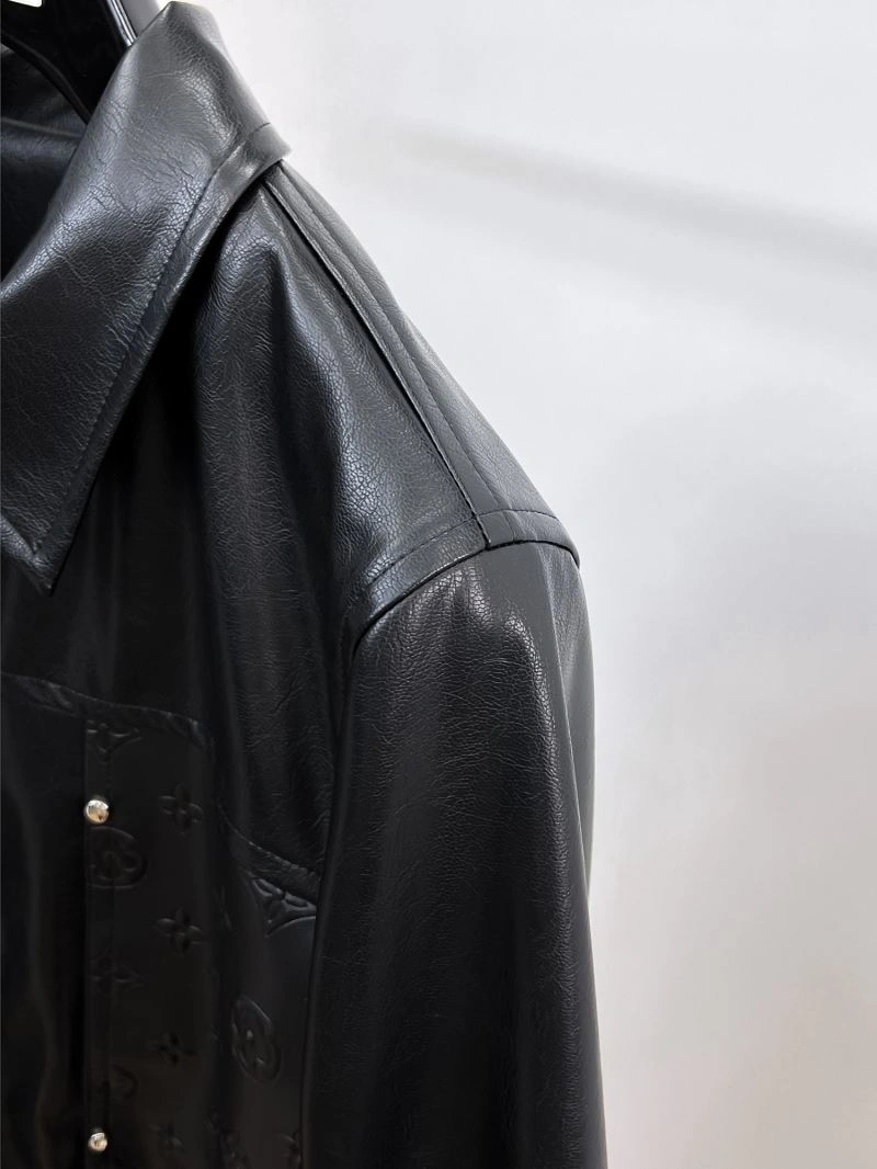 Louis Vuitton Outwear ModernLook 136496
