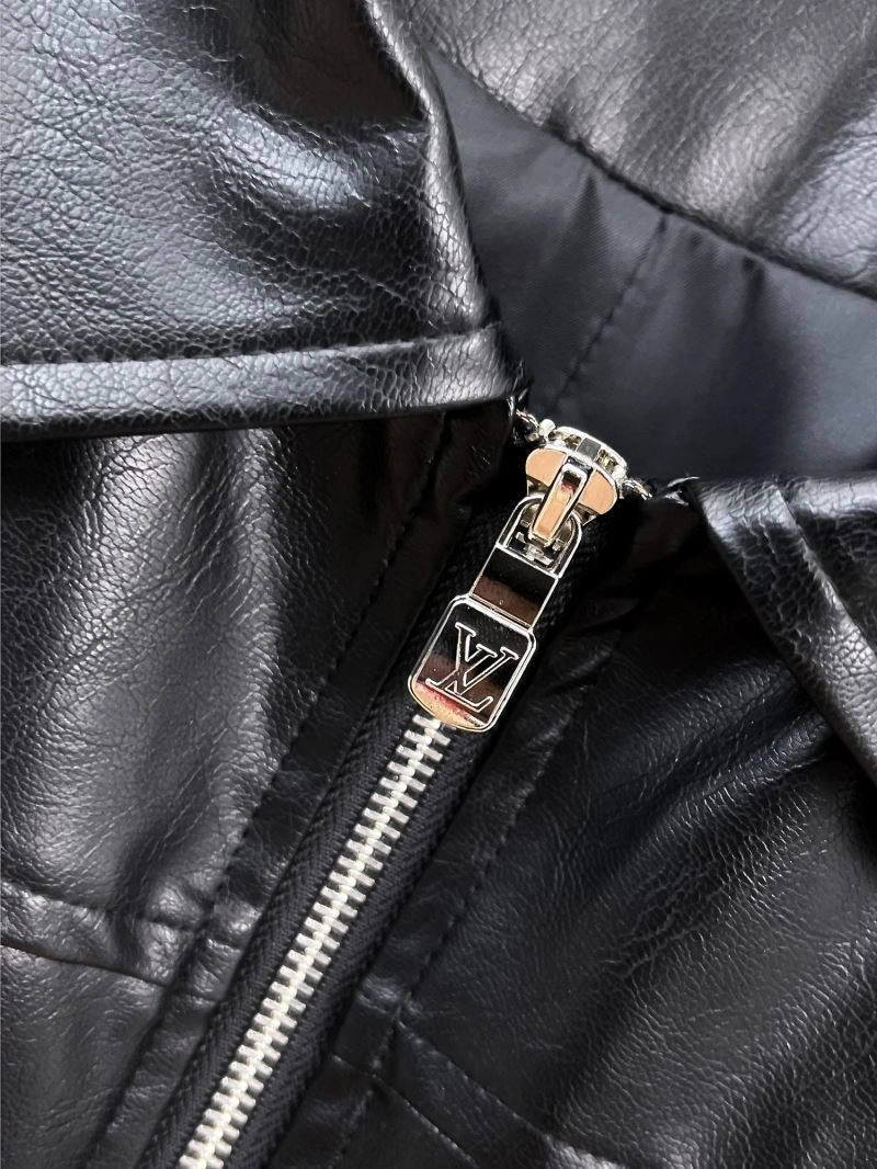Louis Vuitton Outwear ModernLook 136496
