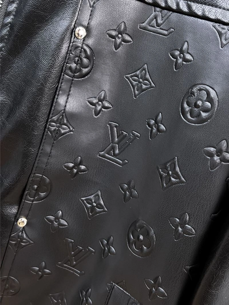 Louis Vuitton Outwear ModernLook 136496