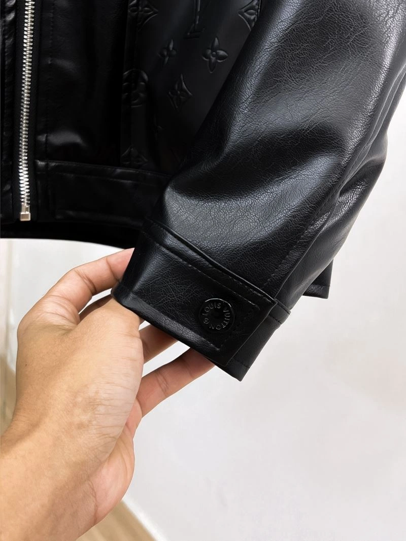Louis Vuitton Outwear ModernLook 136496