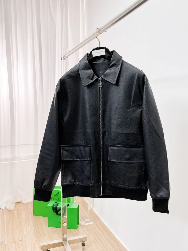Bold Louis Vuitton Outwear 136491