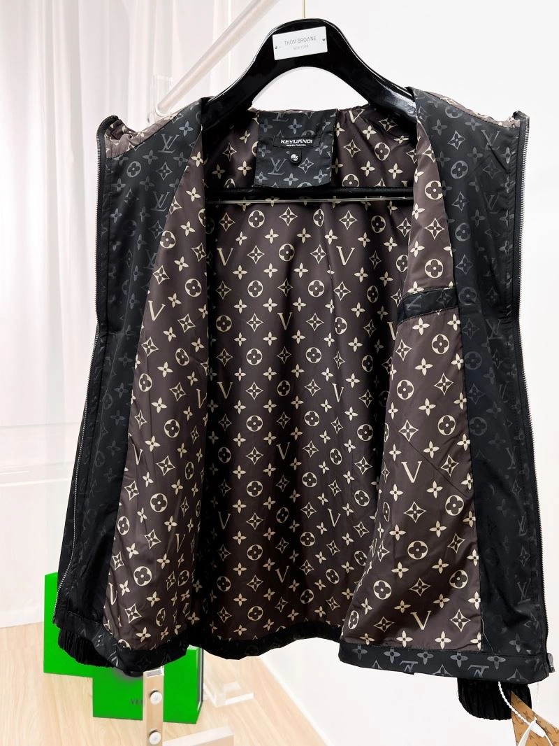 Louis Vuitton Outwear TechFriendly 136493