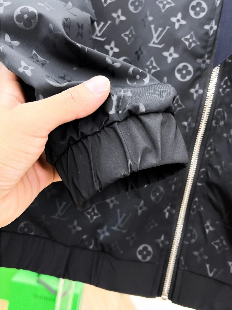Louis Vuitton Outwear Original 136490