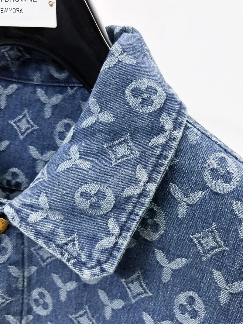 Trendy Louis Vuitton Outwear 136489