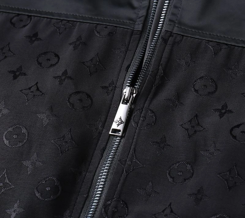 Louis Vuitton Outwear Durable 136469