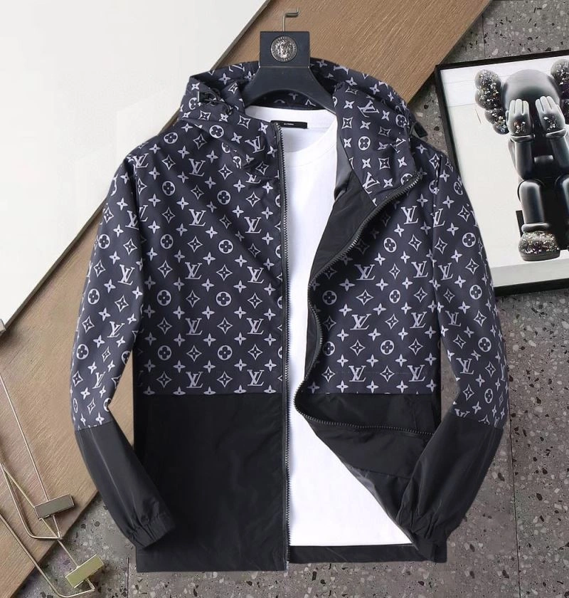 MoistureWicking Louis Vuitton Outwear 136486