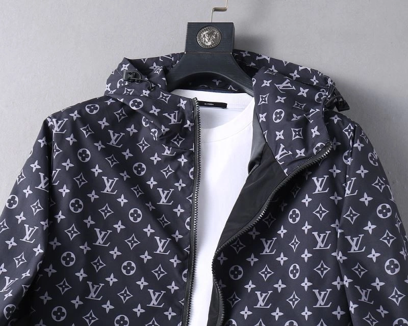 MoistureWicking Louis Vuitton Outwear 136486