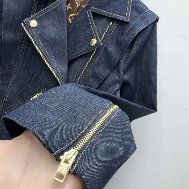 Louis Vuitton Outwear AllSeason 131070