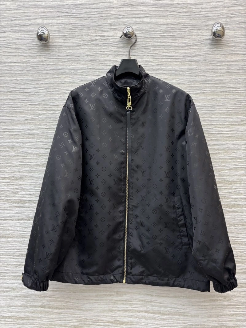Louis Vuitton Outwear SmartChoice 131085
