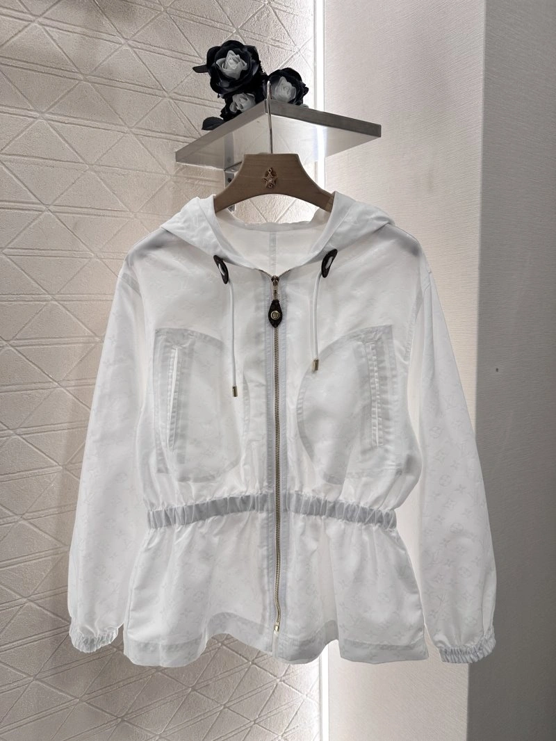 OdorResistant Louis Vuitton Outwear 131059