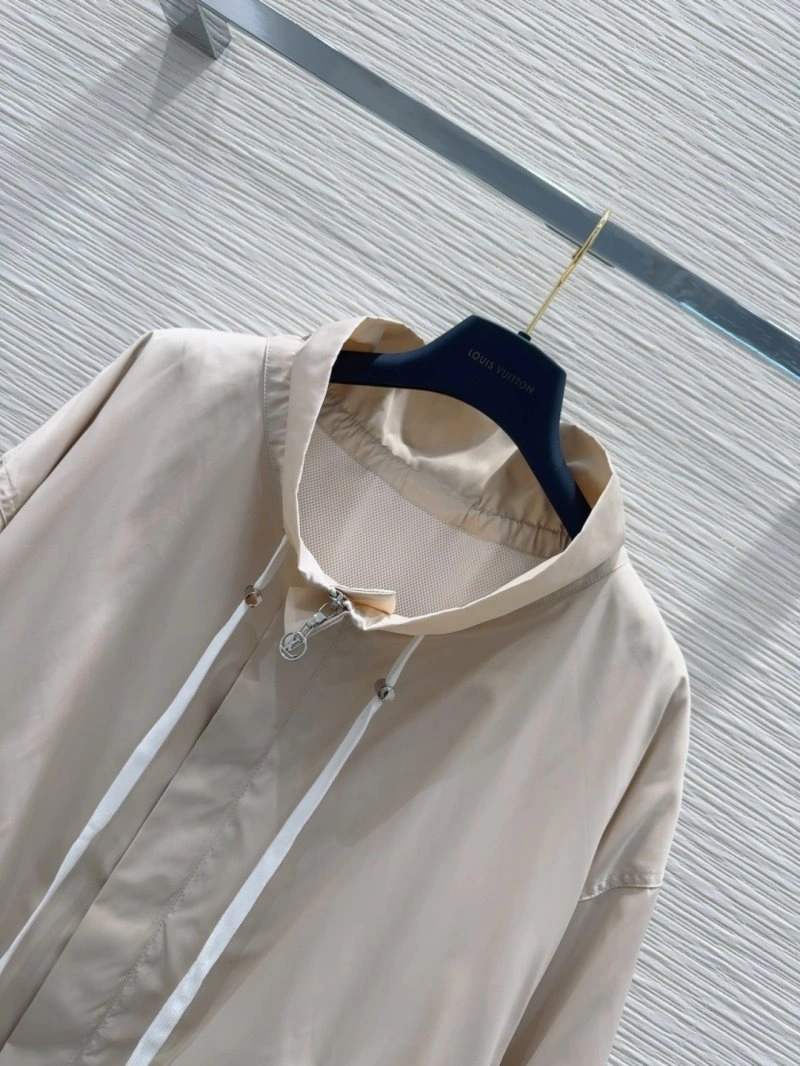 Louis Vuitton Outwear Classic 131081