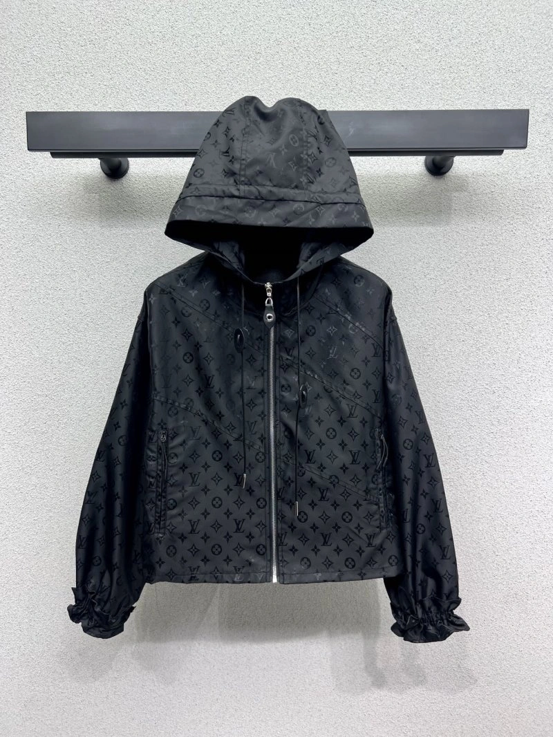 Louis Vuitton Outwear Bright 131783