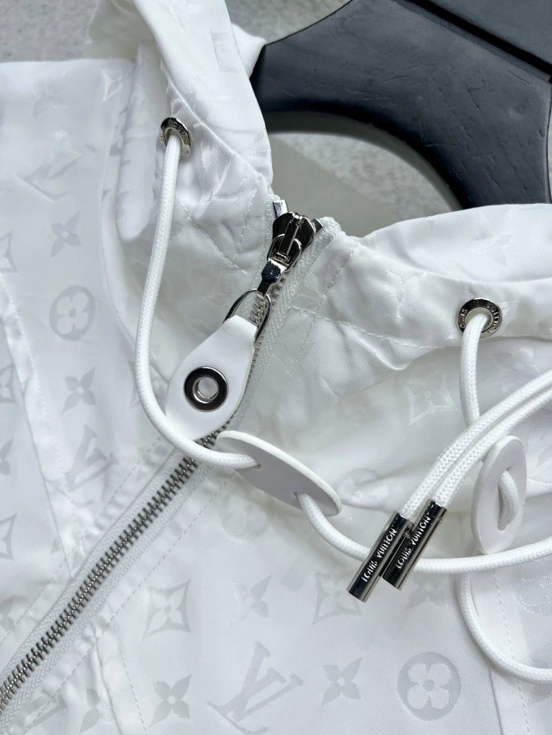 Louis Vuitton Outwear Bright 131783