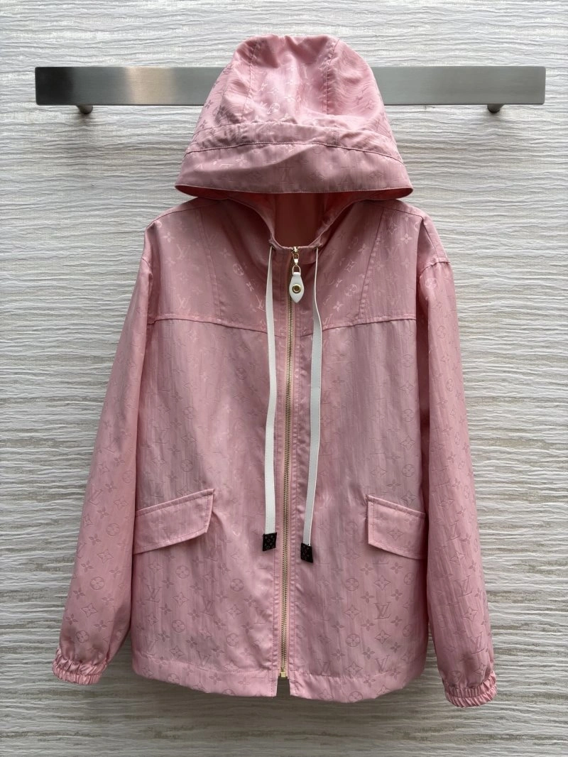 Louis Vuitton Outwear Durable 131772
