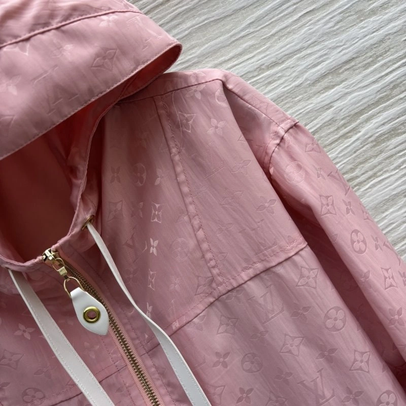 Louis Vuitton Outwear Durable 131772