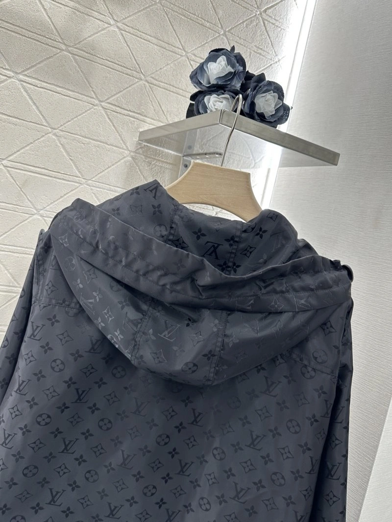 Louis Vuitton Outwear Thermal 131769