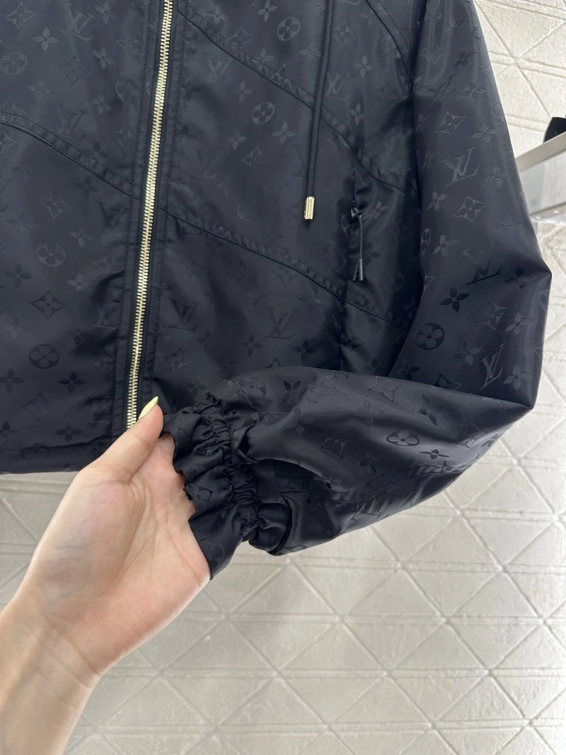 Louis Vuitton Outwear Thermal 131769
