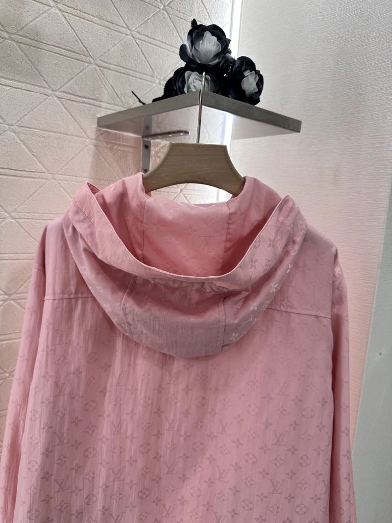FreshLook Louis Vuitton Outwear 131768