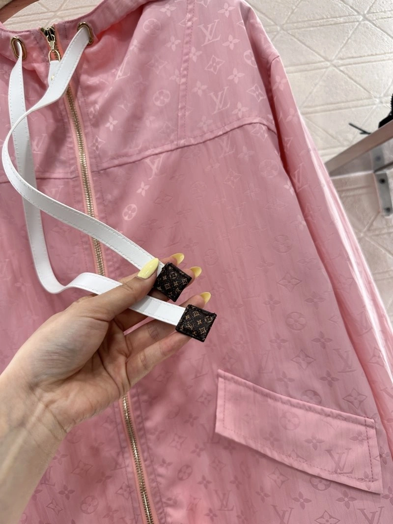 FreshLook Louis Vuitton Outwear 131768