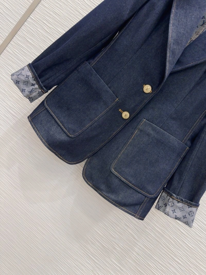Louis Vuitton Outwear Resilient 131753